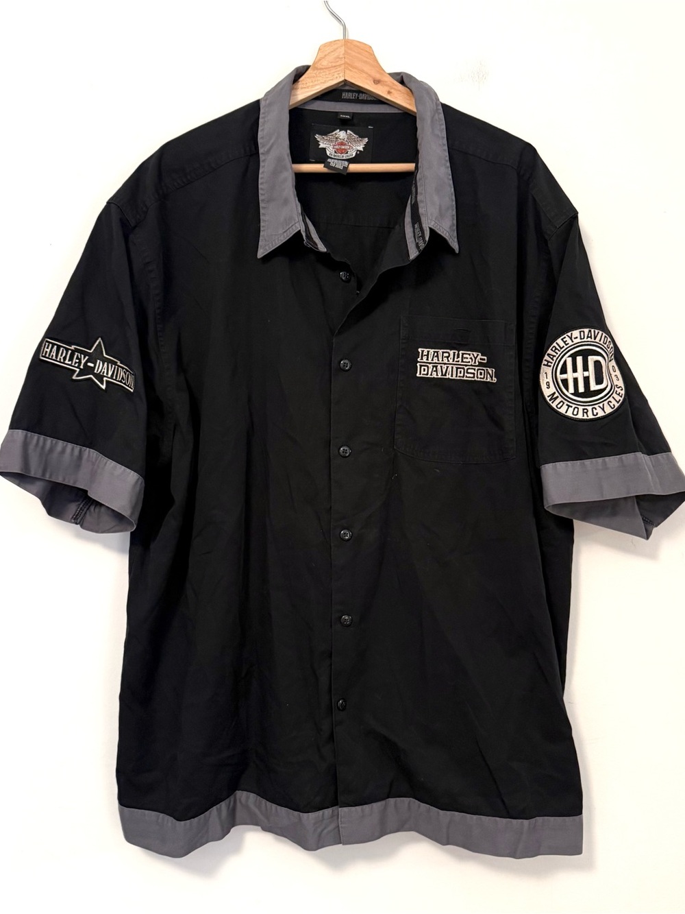VTG 2006 Harley Davidson Motorcycles Genuine Oil Patches Button Up Shirt